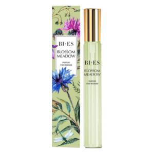 Flakon mit grünem Parfum "Blossom Meadow" für Frauen, verpackt in einer floral gestalteten Box.