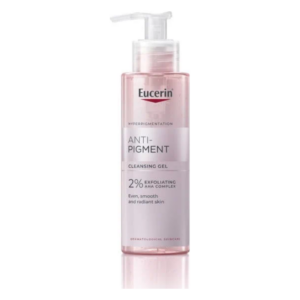 Transparente Flasche mit Pumpverschluss, enthält Eucerin Anti-Pigment Reinigungsgel zur Bekämpfung von Hyperpigmentierung.